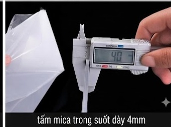 Kệ mica acrylic trong suốt dày 4mm cao cấp